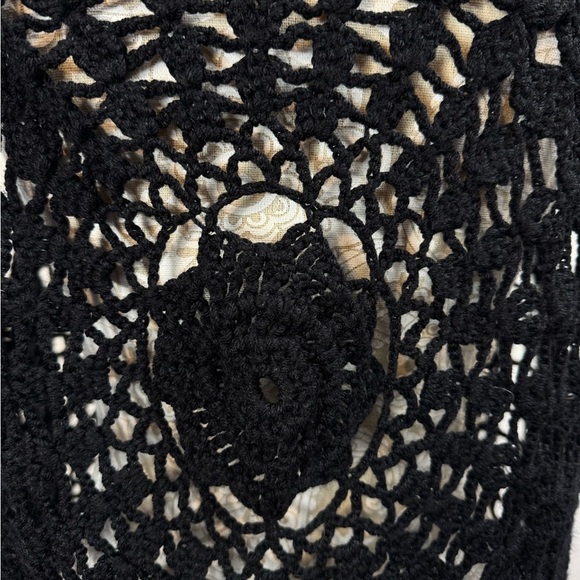 Black Crochet Circle Cardigan Vest Hippie Boho Whimsigoth Sweater One Size - Picture 4 of 4